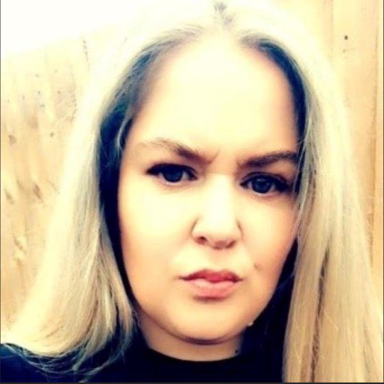 Sarah Crawshaw, Senior Case Manager